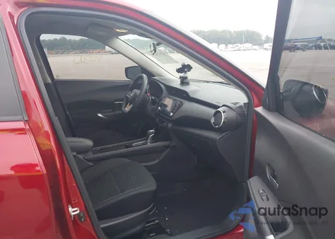 2022 Nissan Kicks Sv Xtronic Cvt z USA, uszkodzony, nr VIN 3N1CP5CV8NL480282